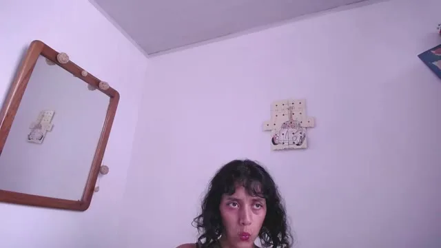 Camgirl Anneefoxx en live webcam amateur