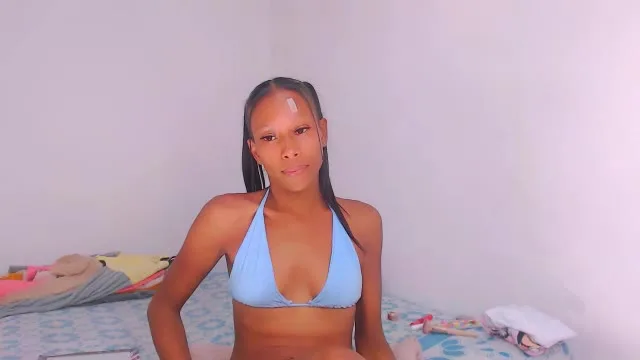 Camgirl monserath en live webcam amateur