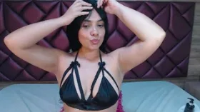Camgirl BellaRoberts en live webcam amateur