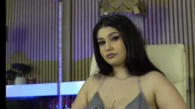 Camgirl KeylaNoir en live webcam amateur