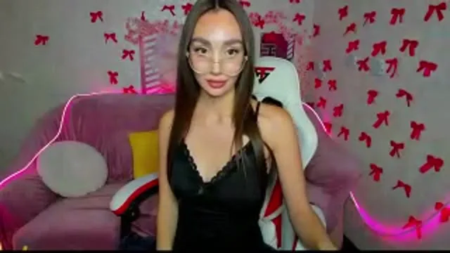 Camgirl MariaLux en live webcam amateur