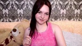 Camgirl MilkaHot en live webcam amateur