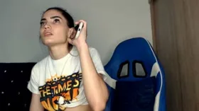Camgirl MagdaVega en live webcam amateur