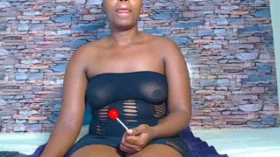 Camgirl SpicyStorm en live webcam amateur