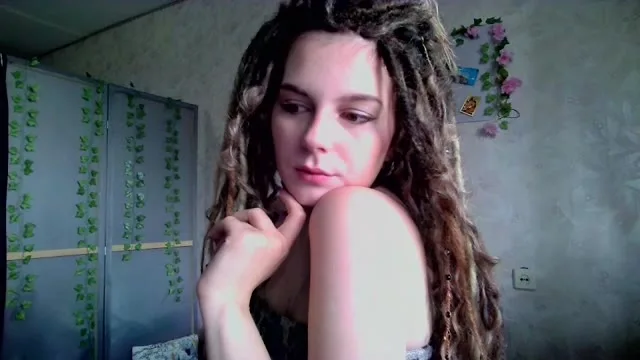 Camgirl EvaShine en live webcam amateur