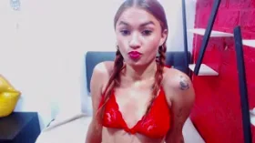 Camgirl Emmasub69 en live webcam amateur