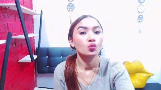 Camgirl Emmasub69 en live webcam amateur