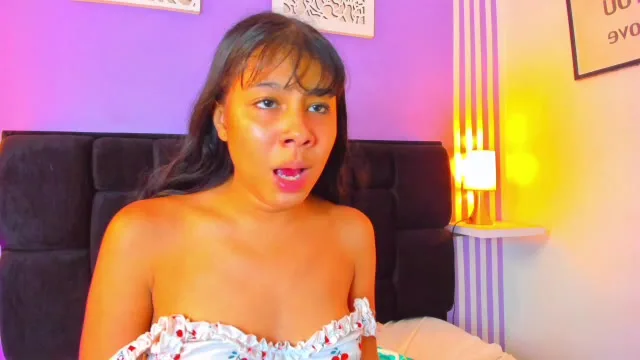 Camgirl AmberRouse en live webcam amateur