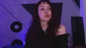 Camgirl AllissaNoir en ligne - chat webcam en direct