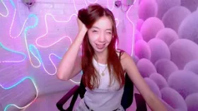 Camgirl Monicka en ligne - chat webcam en direct