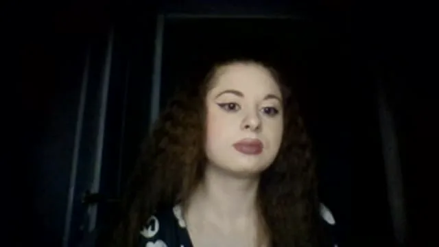 Camgirl Raissa en live webcam amateur