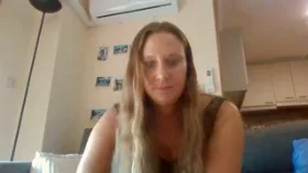 Camgirl Nini87 en ligne - chat webcam en direct
