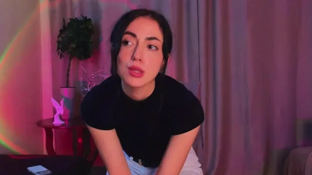 Camgirl Marnet en live webcam amateur