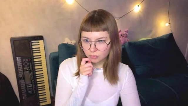 Camgirl SusieMilkis en live webcam amateur