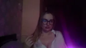 Camgirl Roxxxxxiiii en ligne - chat webcam en direct