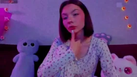 Camgirl WassupKitty en ligne - chat webcam en direct