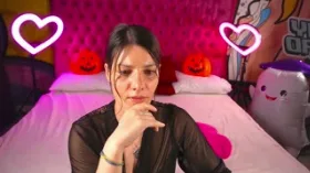 Camgirl LadyChanelll en live webcam amateur