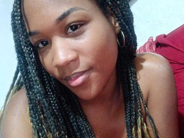 Camgirl XorianaX en live webcam amateur
