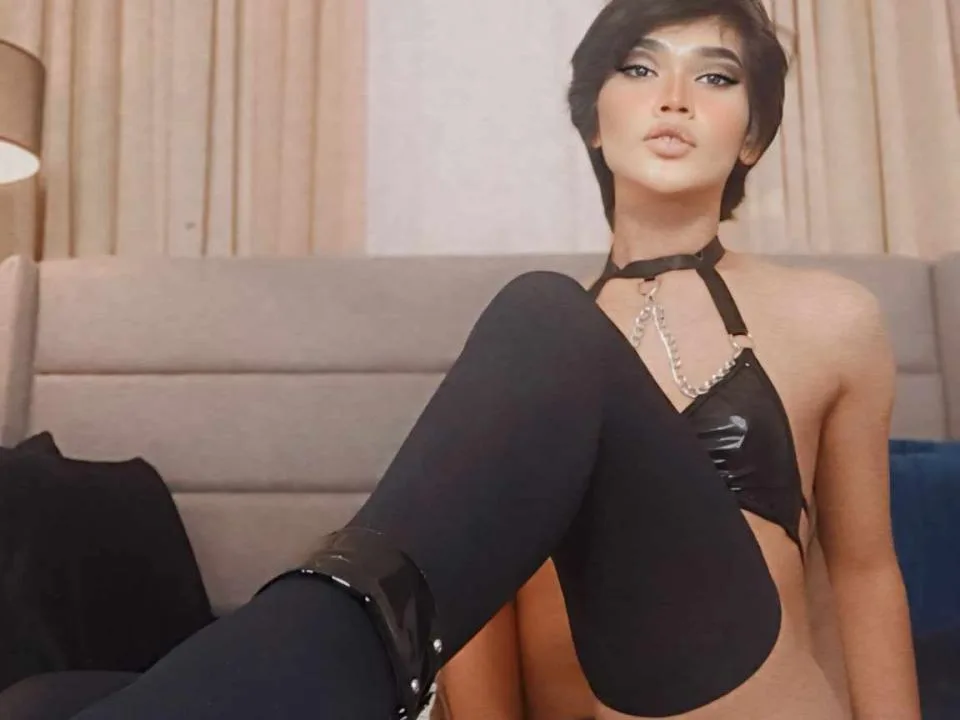 Camgirl BigCockSamantha en live webcam amateur sur Mustvideos