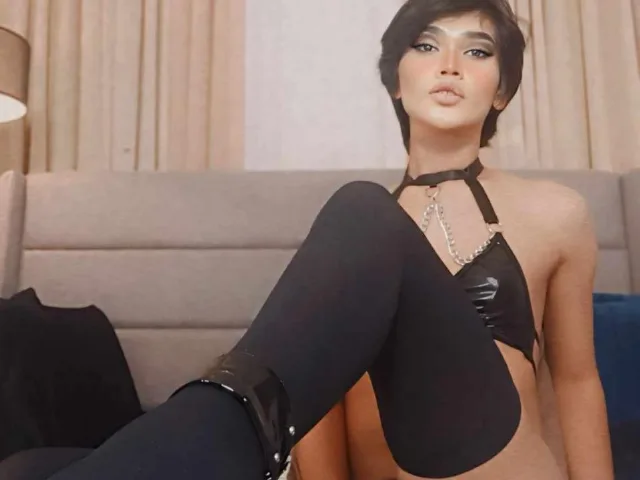Camgirl BigCockSamantha en live webcam amateur