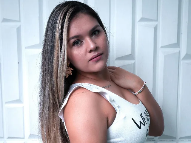 Camgirl ValerieStone en live webcam amateur