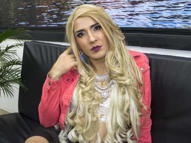 Camgirl AmayaBurtTS en live webcam amateur