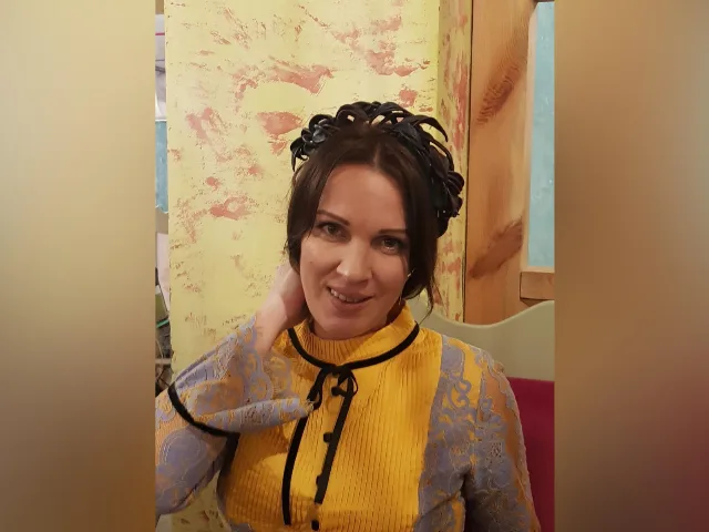 Camgirl AnnaWaller en live webcam amateur