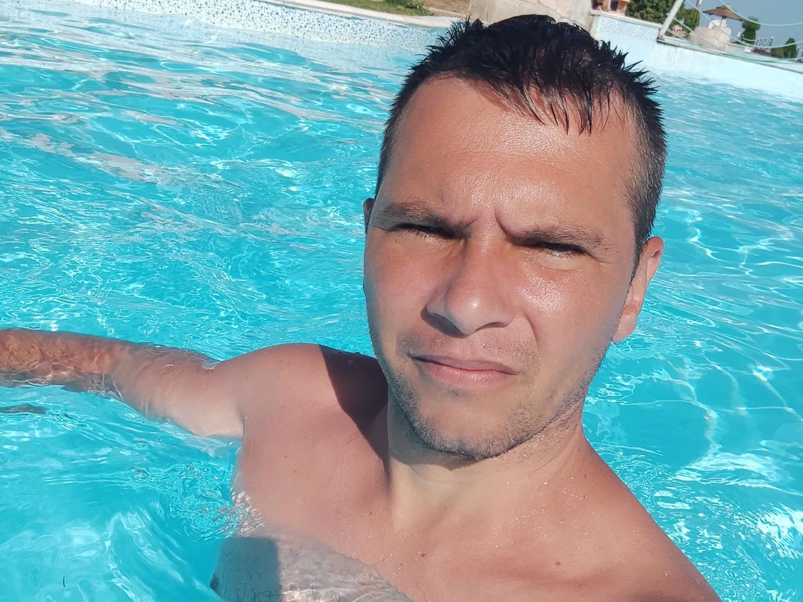 Camgirl MorningStarRoso en live webcam amateur sur Mustvideos
