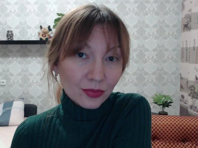 Camgirl AlanaWalker en live webcam amateur