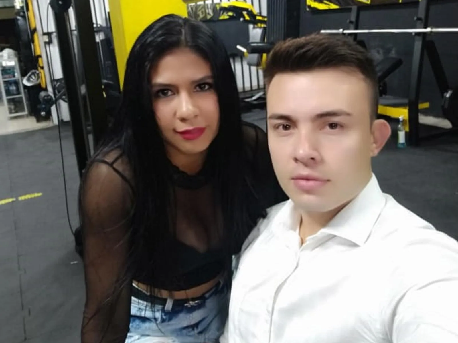 Camgirl ThorNLisa en live webcam amateur sur Mustvideos