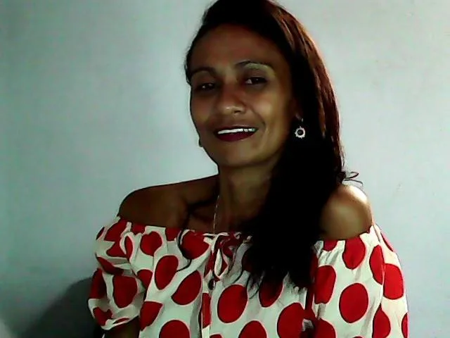 Camgirl LunaDievelX en live webcam amateur sur Mustvideos