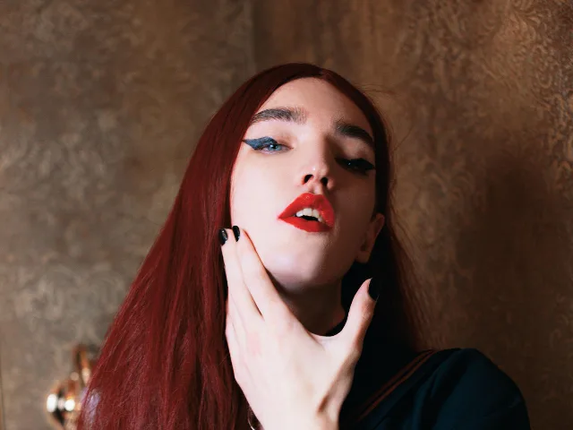 Camgirl AmberBerne en live webcam amateur
