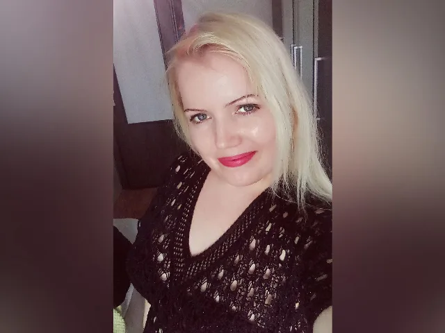 Camgirl ViceyCake en live webcam amateur
