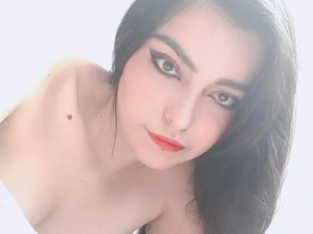 Camgirl MelanieHills en live webcam amateur