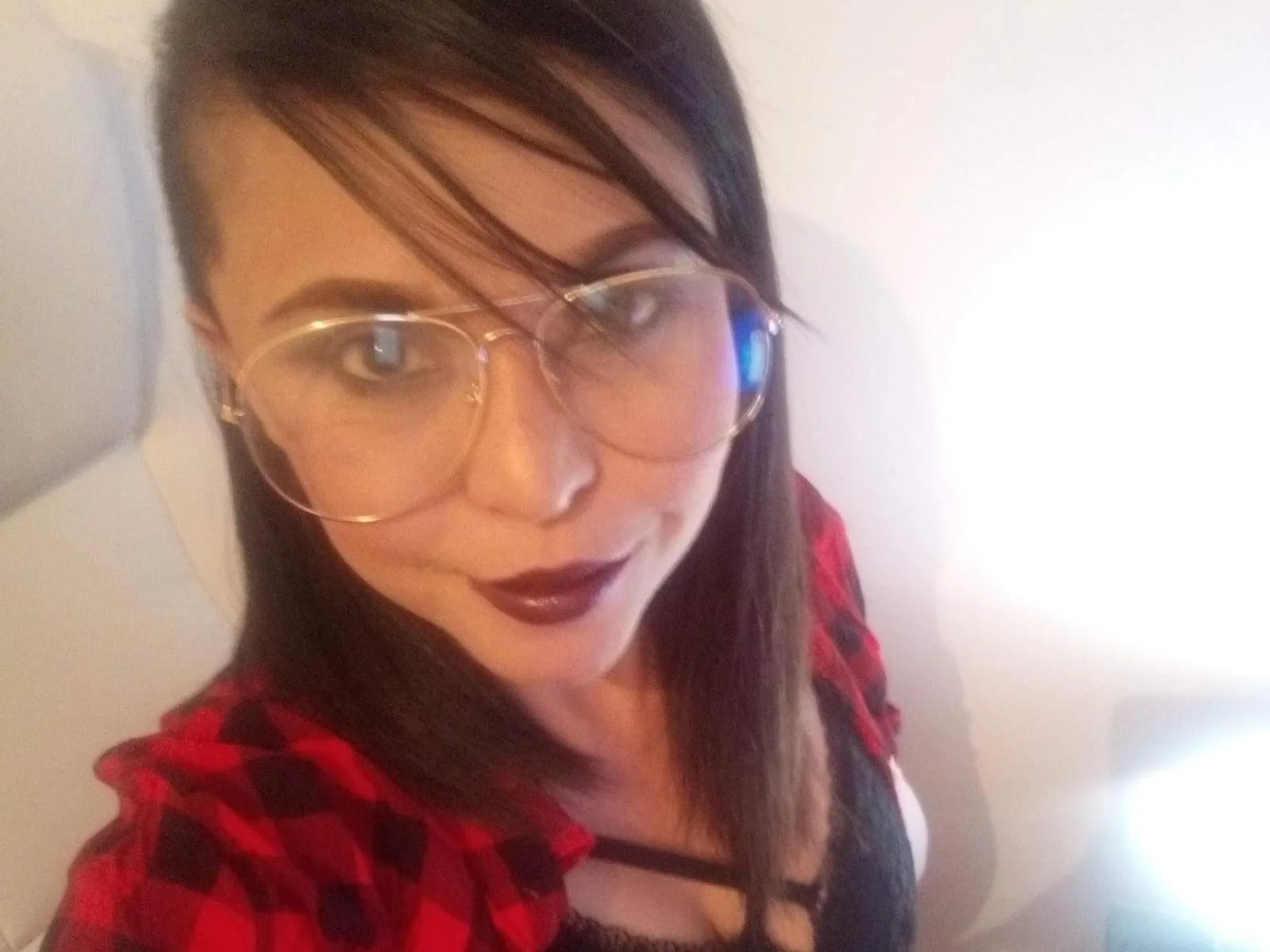 Camgirl AlyssiaKahlo en live webcam amateur sur Mustvideos