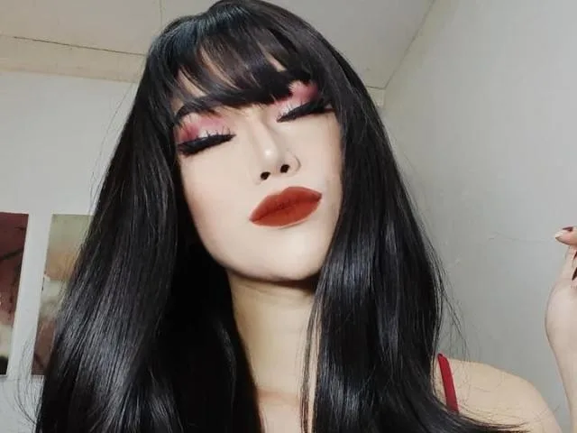 Camgirl TransAsianSweetX en live webcam amateur