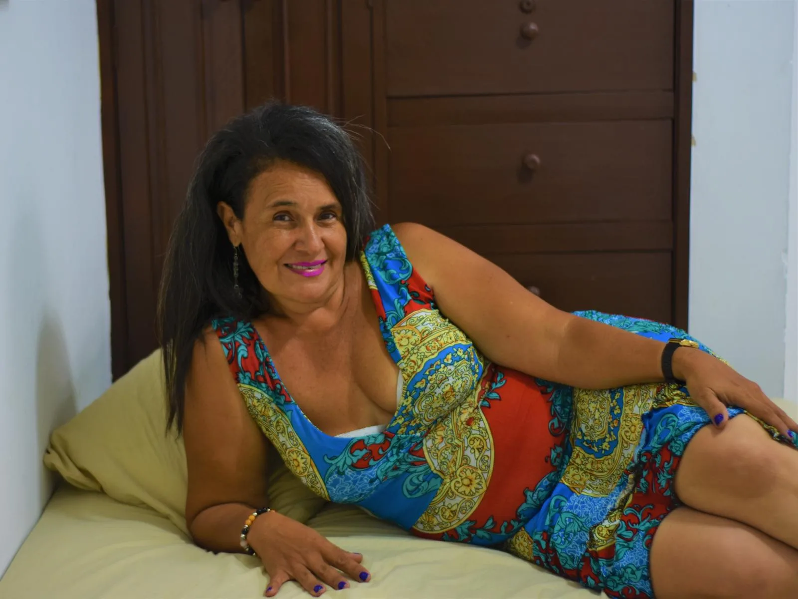 Camgirl DercyCruzX en live webcam amateur sur Mustvideos