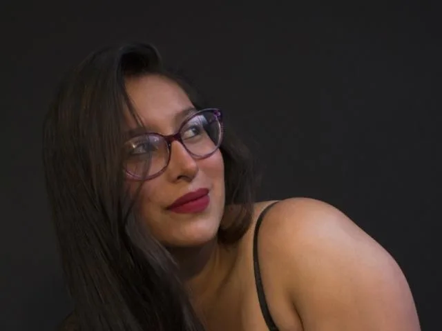 Camgirl MarilynBoobss en live webcam amateur sur Mustvideos