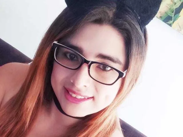 Camgirl Khalifa en live webcam amateur
