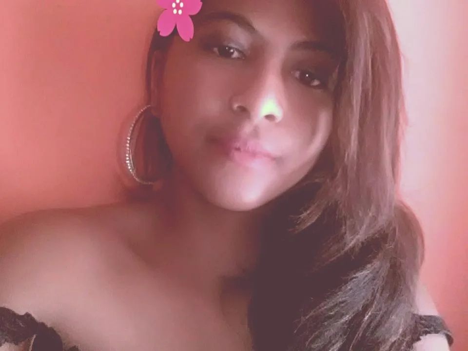 Camgirl MiaXs en live webcam amateur sur Mustvideos