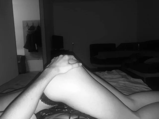 Camgirl TwoSexyFriendys en live webcam amateur