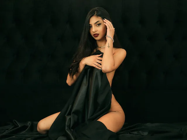 Camgirl WhitneyJackson en live webcam amateur