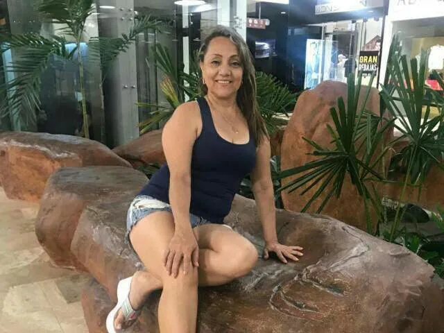 Camgirl RosaSexo en live webcam amateur