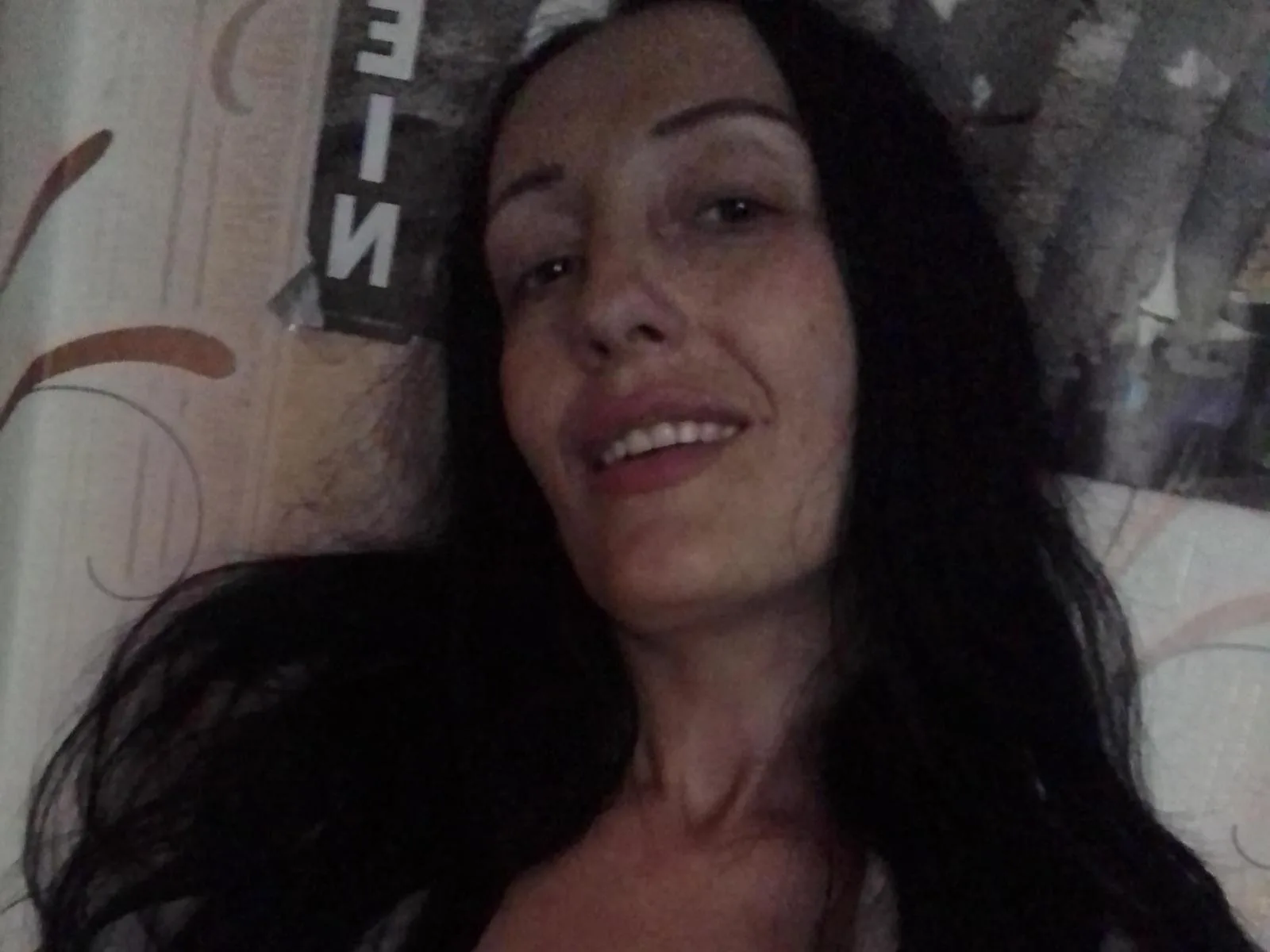 Camgirl HannaSun en live webcam amateur sur Mustvideos
