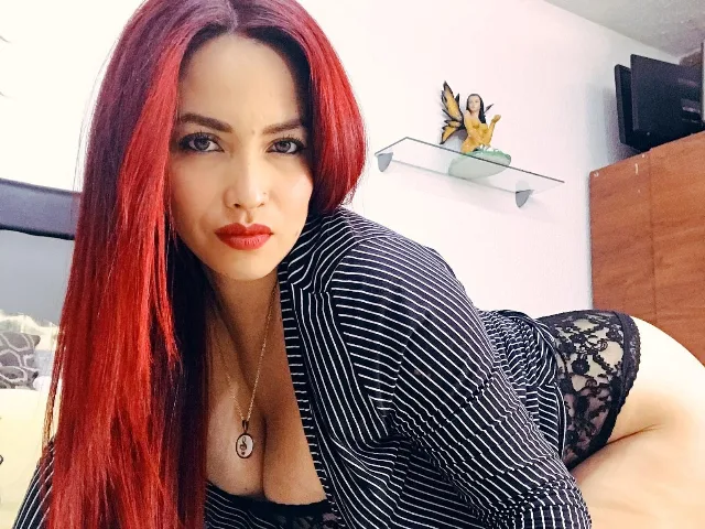 Camgirl PerfectRuby en live webcam amateur