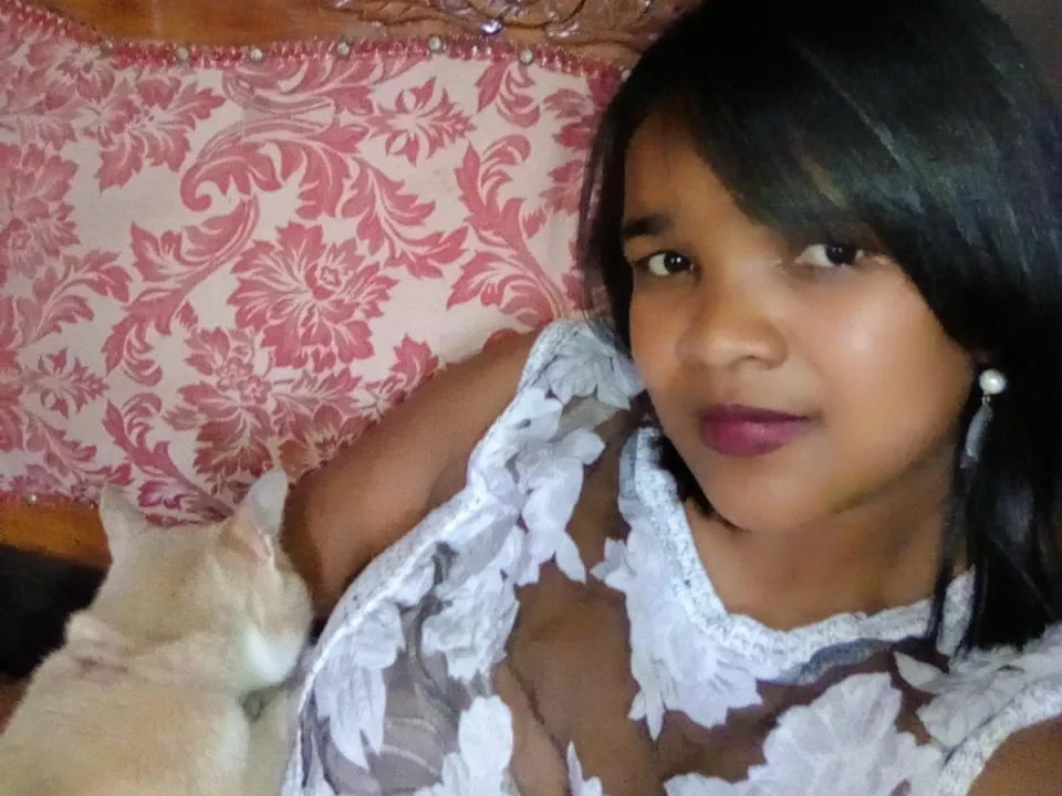 Camgirl VanilaHot en live webcam amateur sur Mustvideos