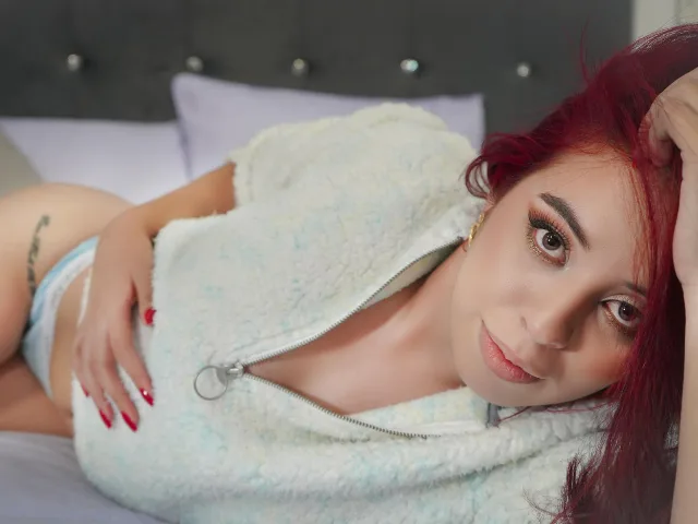 Camgirl LanaFrezer en live webcam amateur