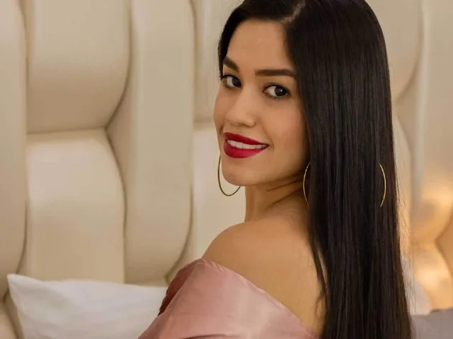 Camgirl AmyMara en live webcam amateur