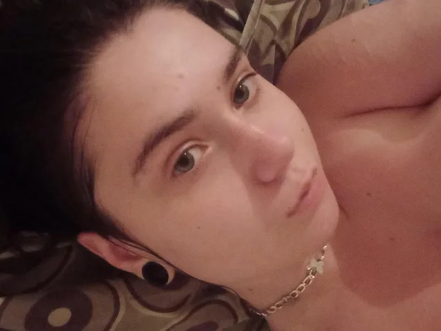 Camgirl LesbianGirlsXX en live webcam amateur