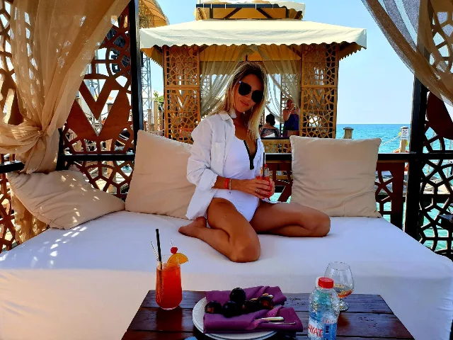 Camgirl OksiFasion en live webcam amateur